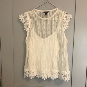 RW&Co White Sheer Floral Lace Top Size Small EUC